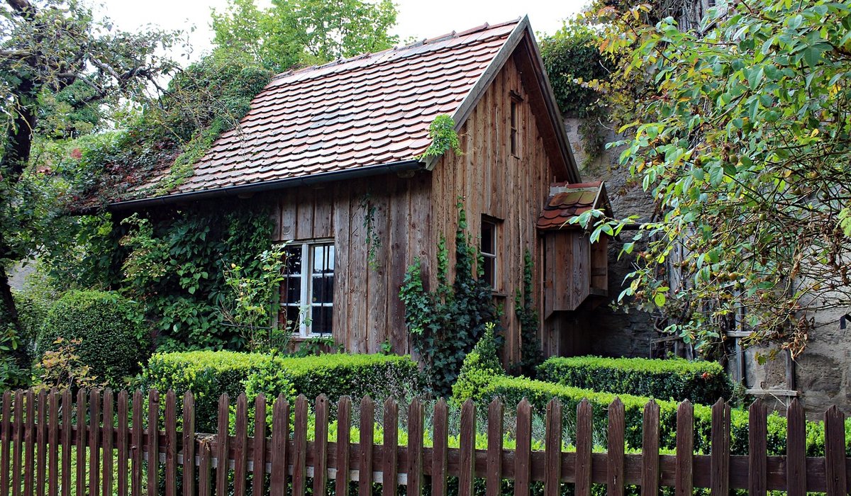 Planning a Productive Kitchen Garden in Small Spaces